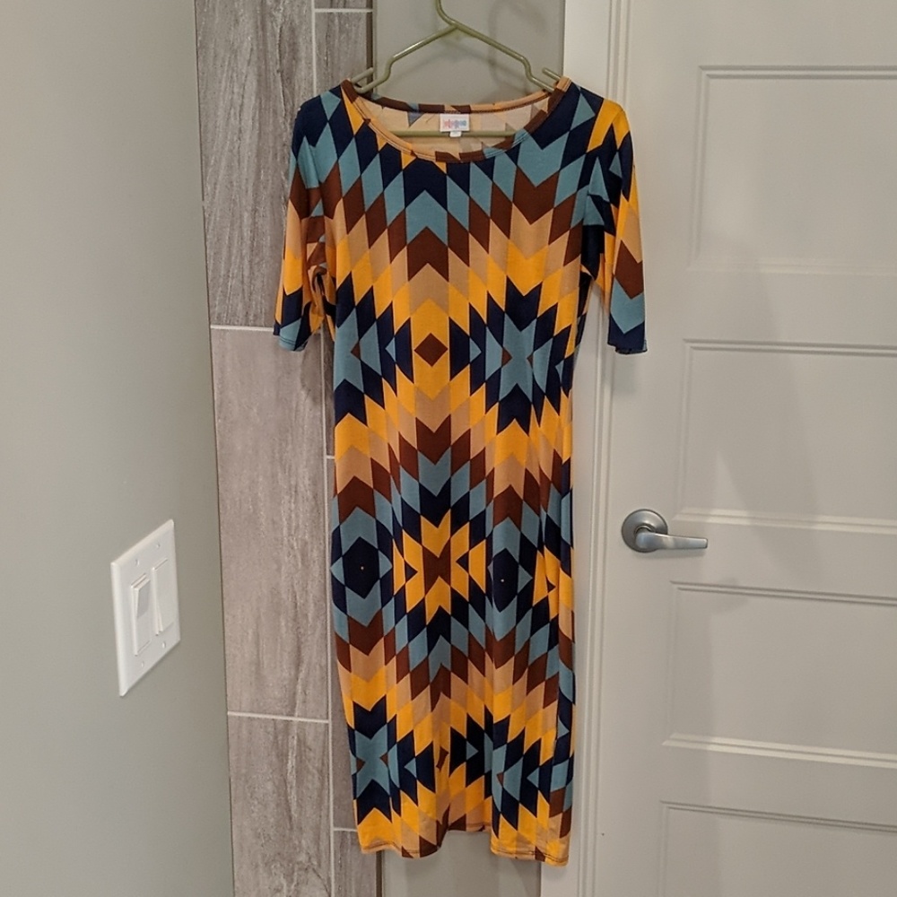 Lularoe dress geometric shapes